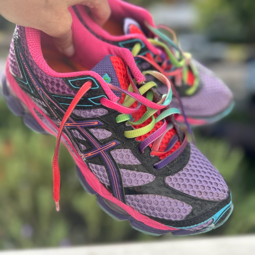 Asics Women's Gel Cumulus Purple and Pink Athletic Shoes